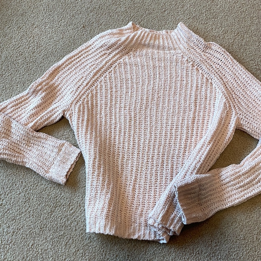 Ivy and Main sweater
